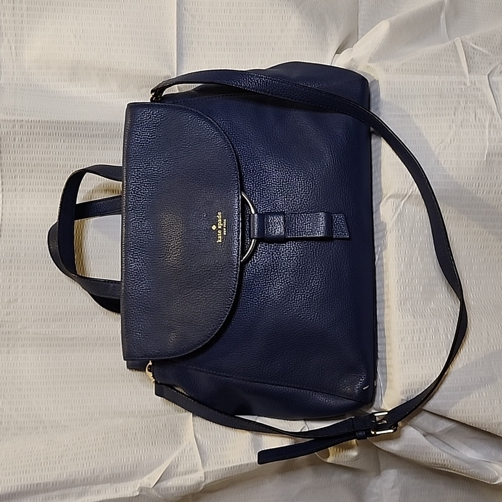 Kate Spade navy blue purse/handbag. Excellent condition.